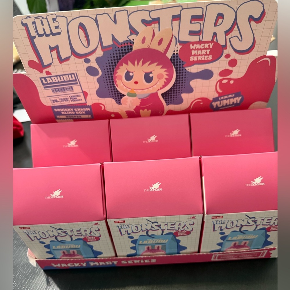 THE MONSTERS Wacky Mart Series-Pinch Pendant Blind Box